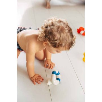 FLO The Floatie navy, Oli and Carol