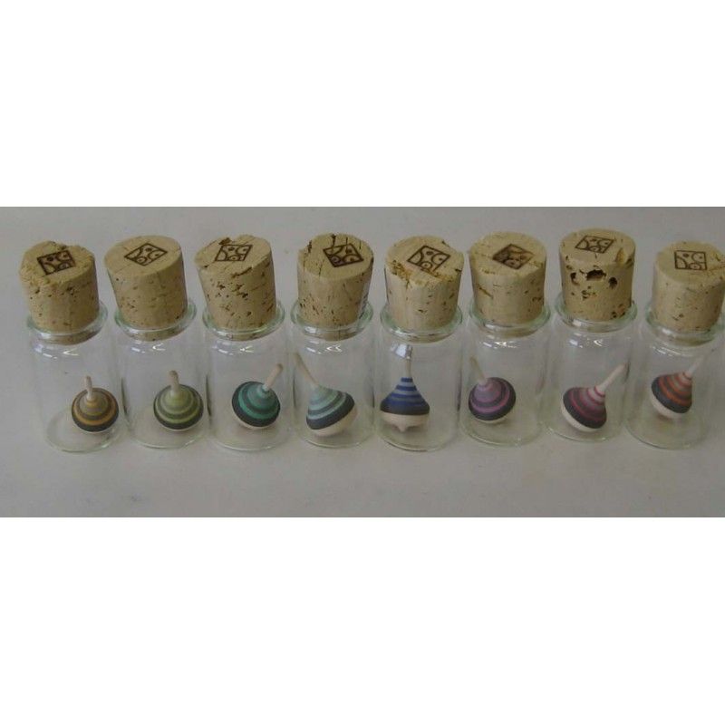 Toupie Lady Grey mini dans un verre, Mader