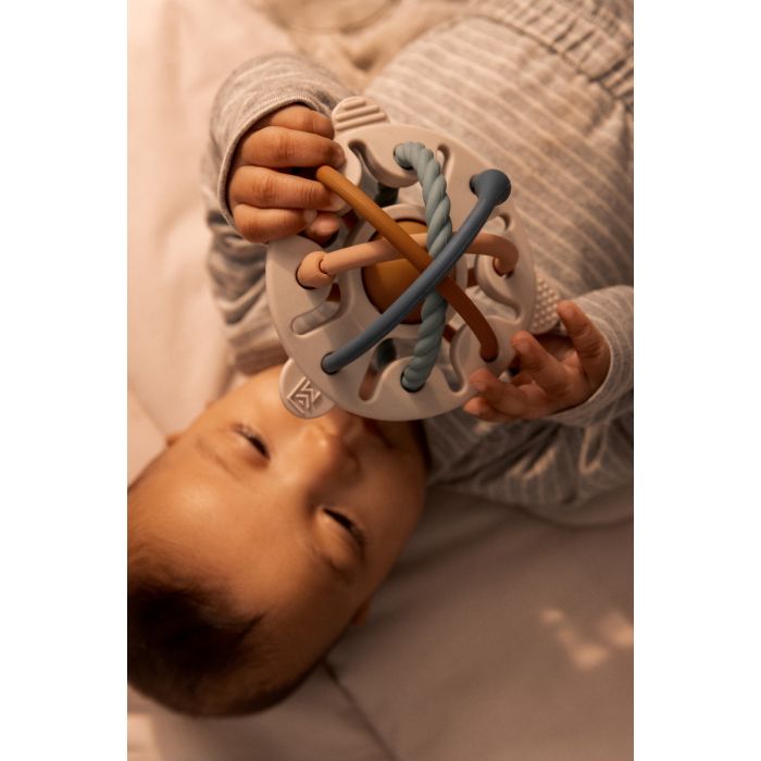 Hakim Silicone Mix Rattle, Rassel, Sandy, Liewood