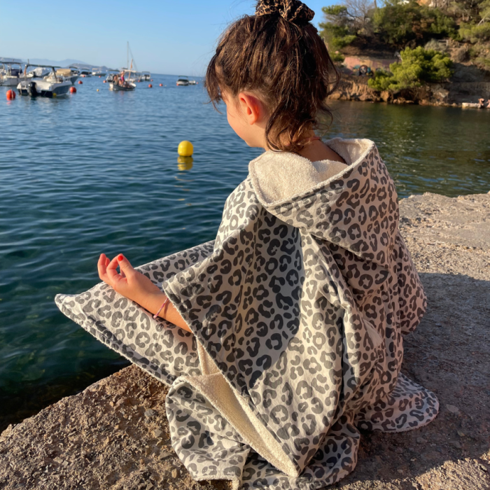 Leopard Poncho, 4-6 Jahre (M), Rose in April